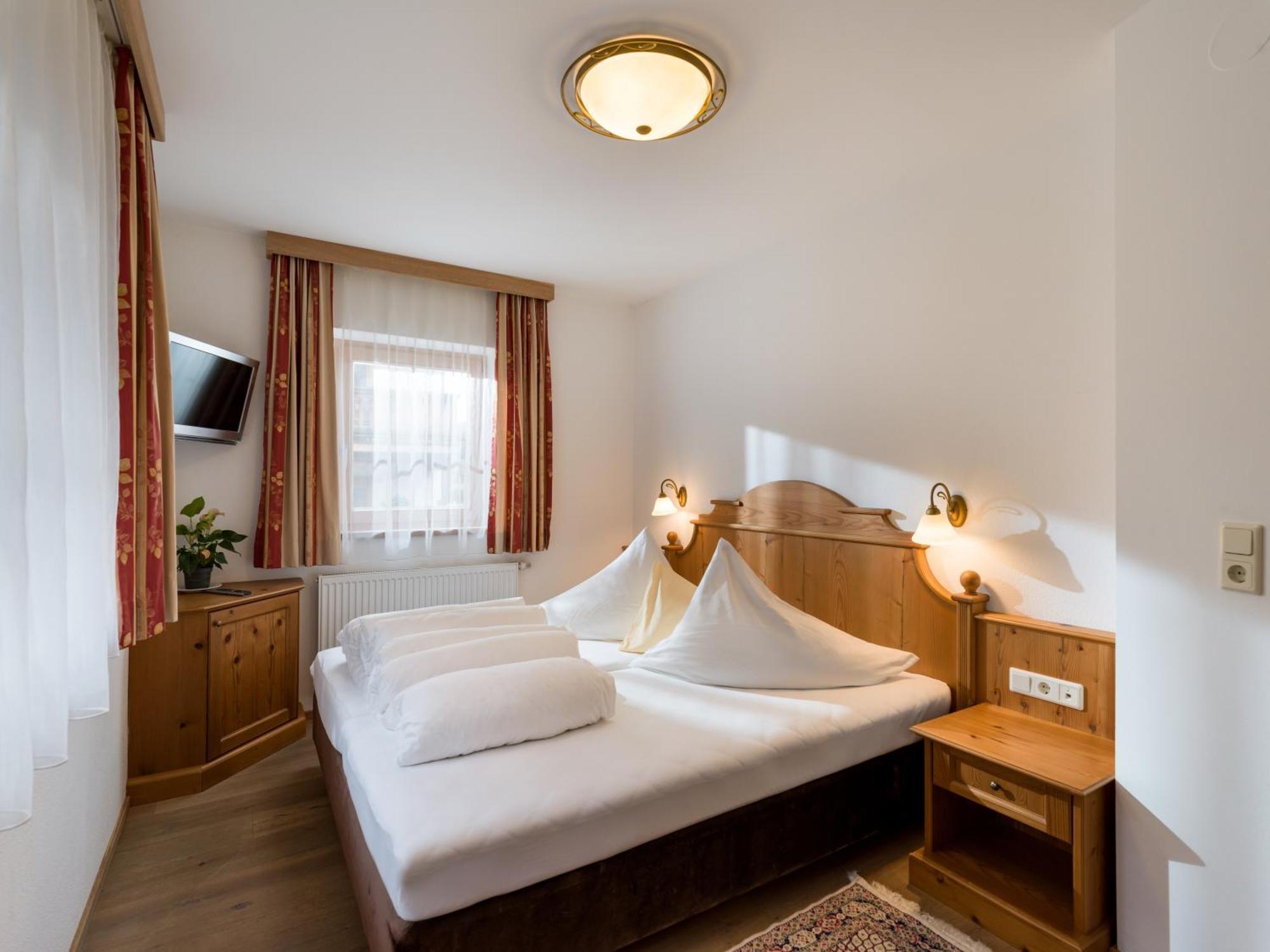 S'Doerfl Chalets 메이른호픈 외부 사진